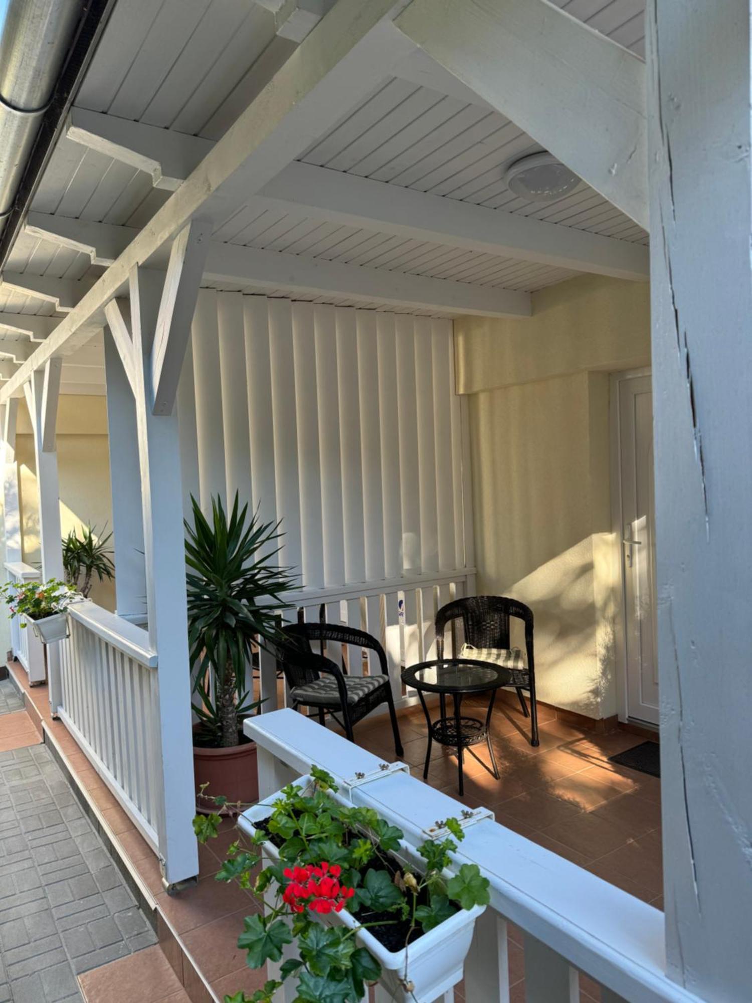 Szem-S Vendeghaz Otel Balatonszárszó Dış mekan fotoğraf