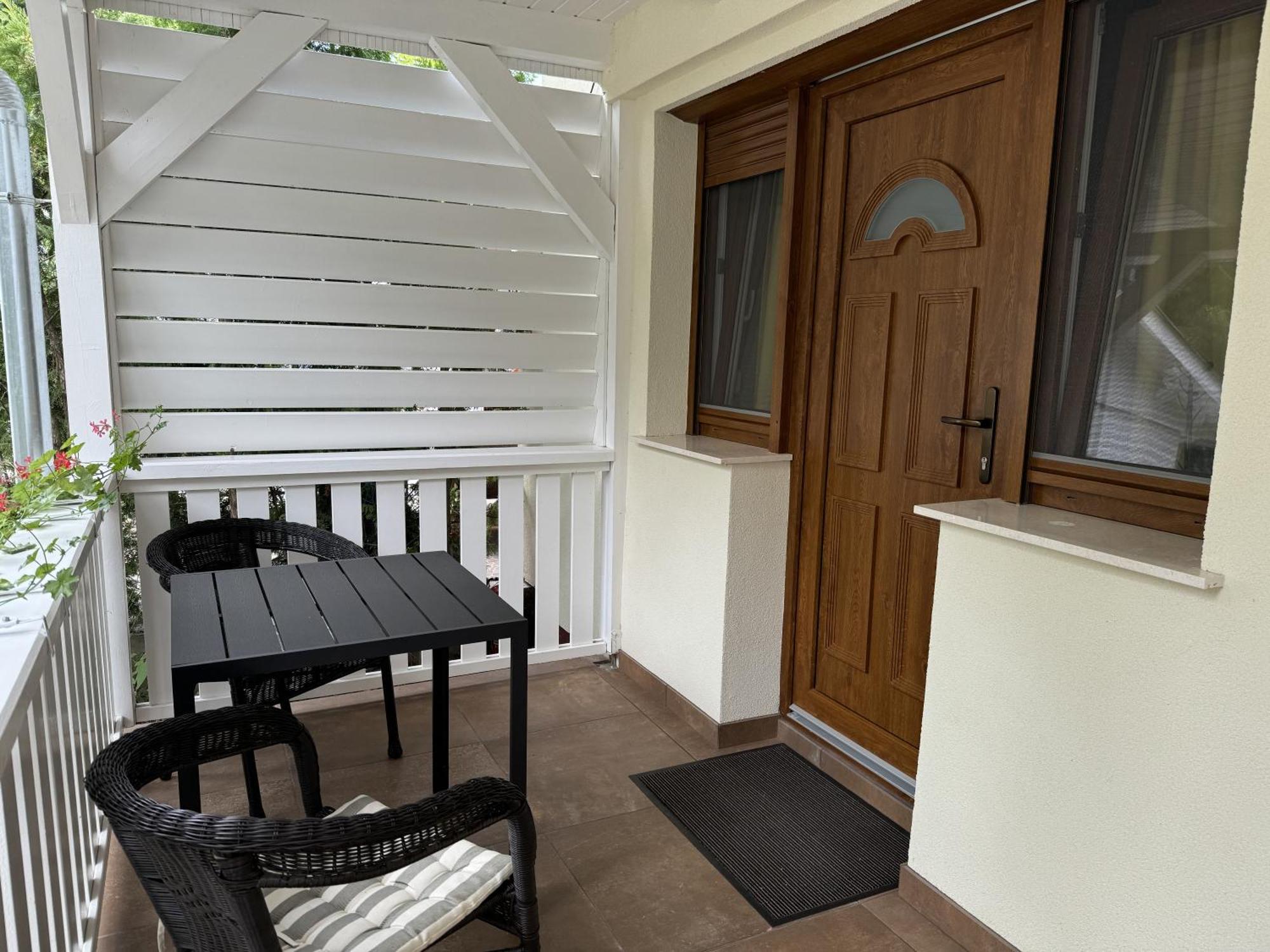 Szem-S Vendeghaz Otel Balatonszárszó Dış mekan fotoğraf