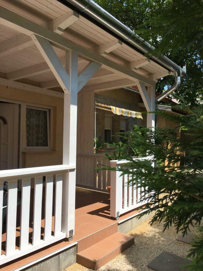 Szem-S Vendeghaz Otel Balatonszárszó Dış mekan fotoğraf